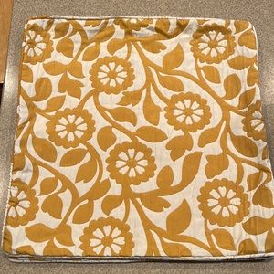 2 18x18 decorative pillow covers great with Anthropologie textured piazza quilt.